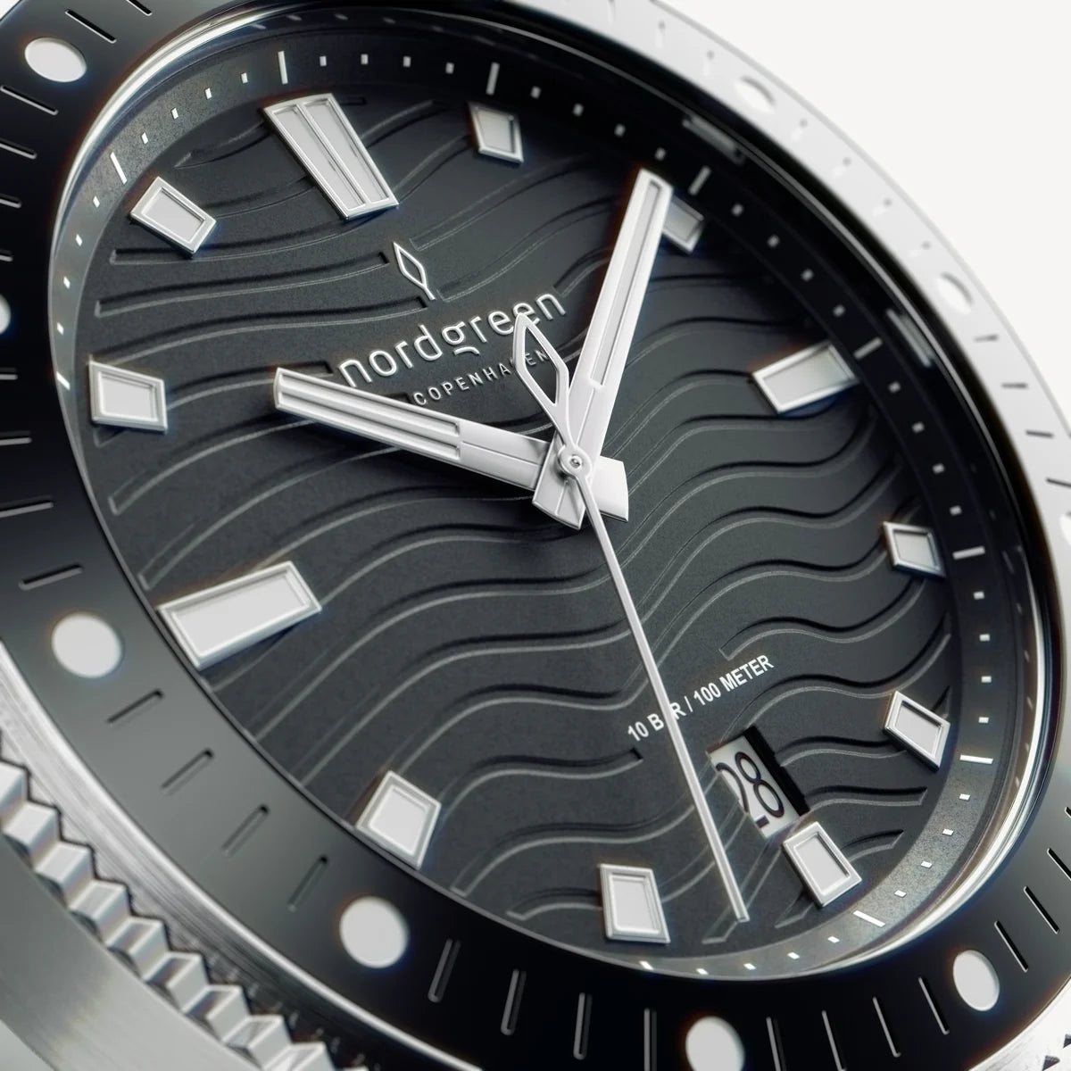 Waves 40mm Full Negro - Nordgreen