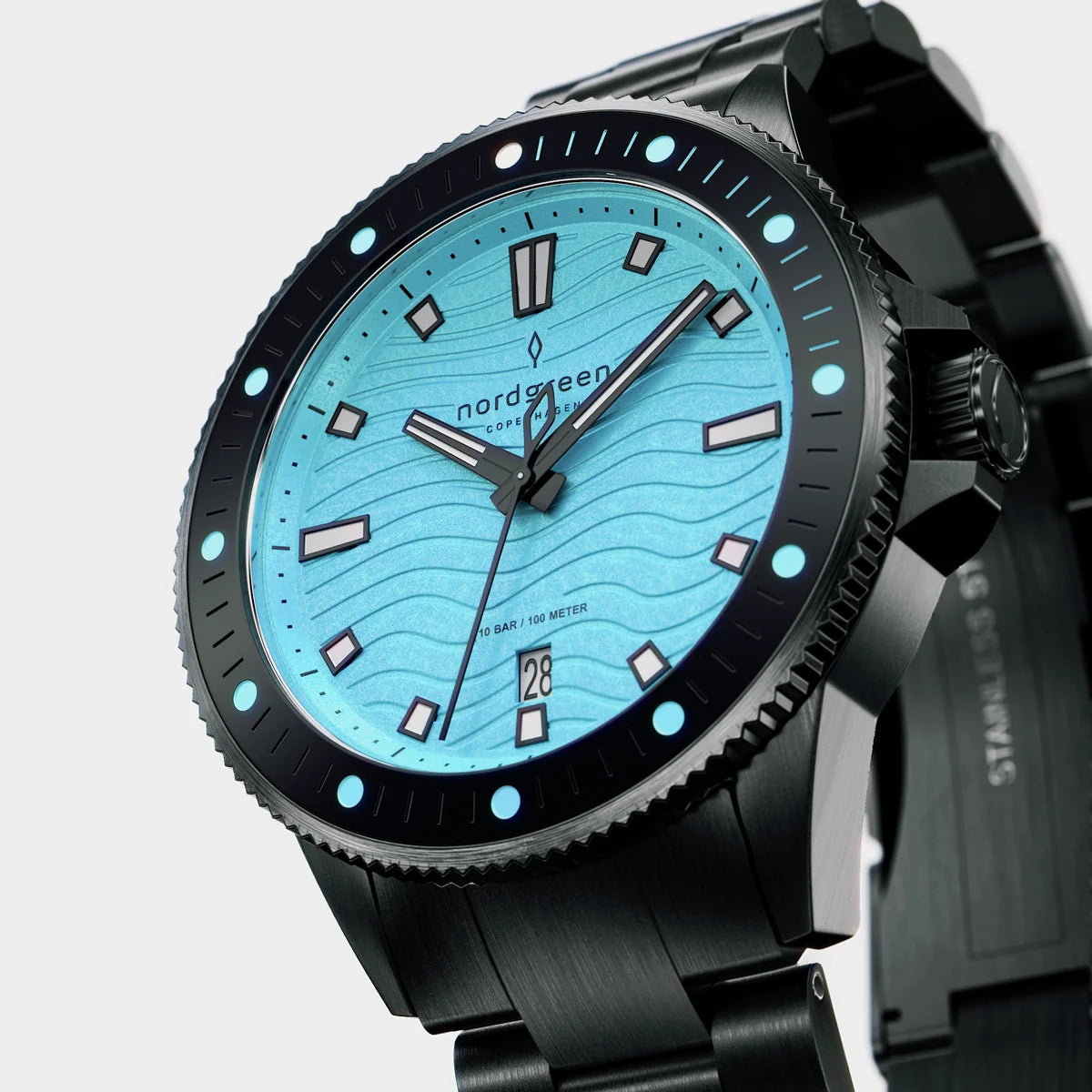 Waves 40mm Full Negro Fondo Turquesa - Nordgreen