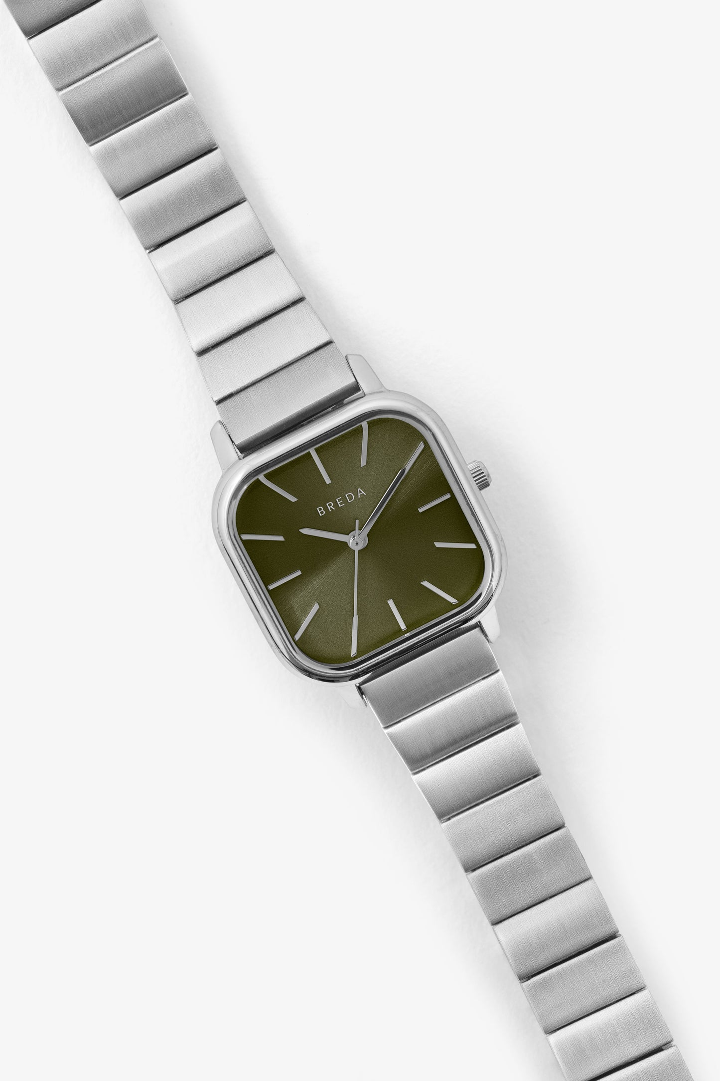 ESTHER ACERO FONDO VERDE BREDA