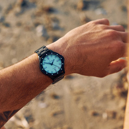 Waves 40mm Full Negro Fondo Turquesa - Nordgreen